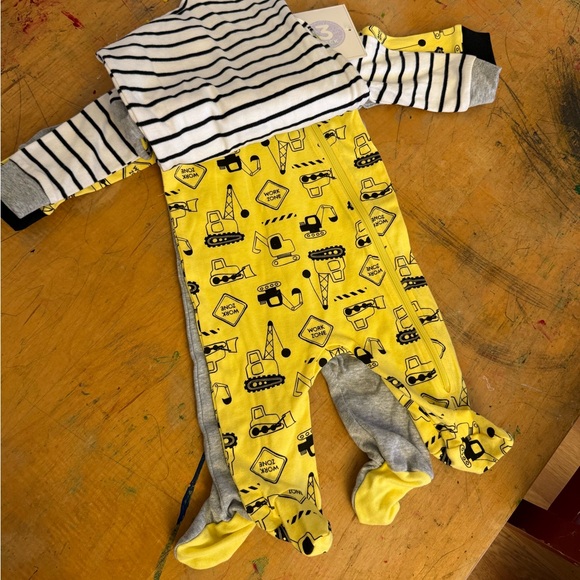 NWT 3mo cotton footie sleeper pajamas - set of 3 - Picture 2 of 4